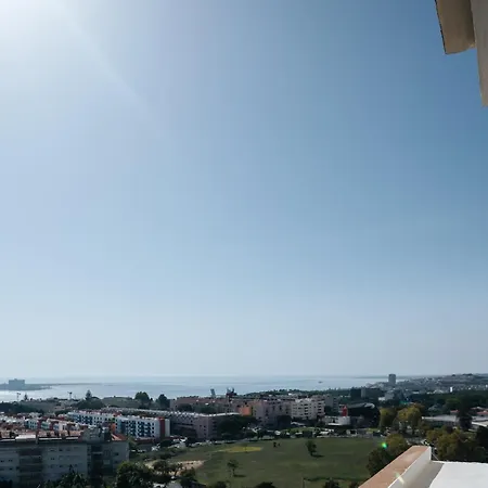 Stunning Panoramic River View Belem Flat Лиссабон